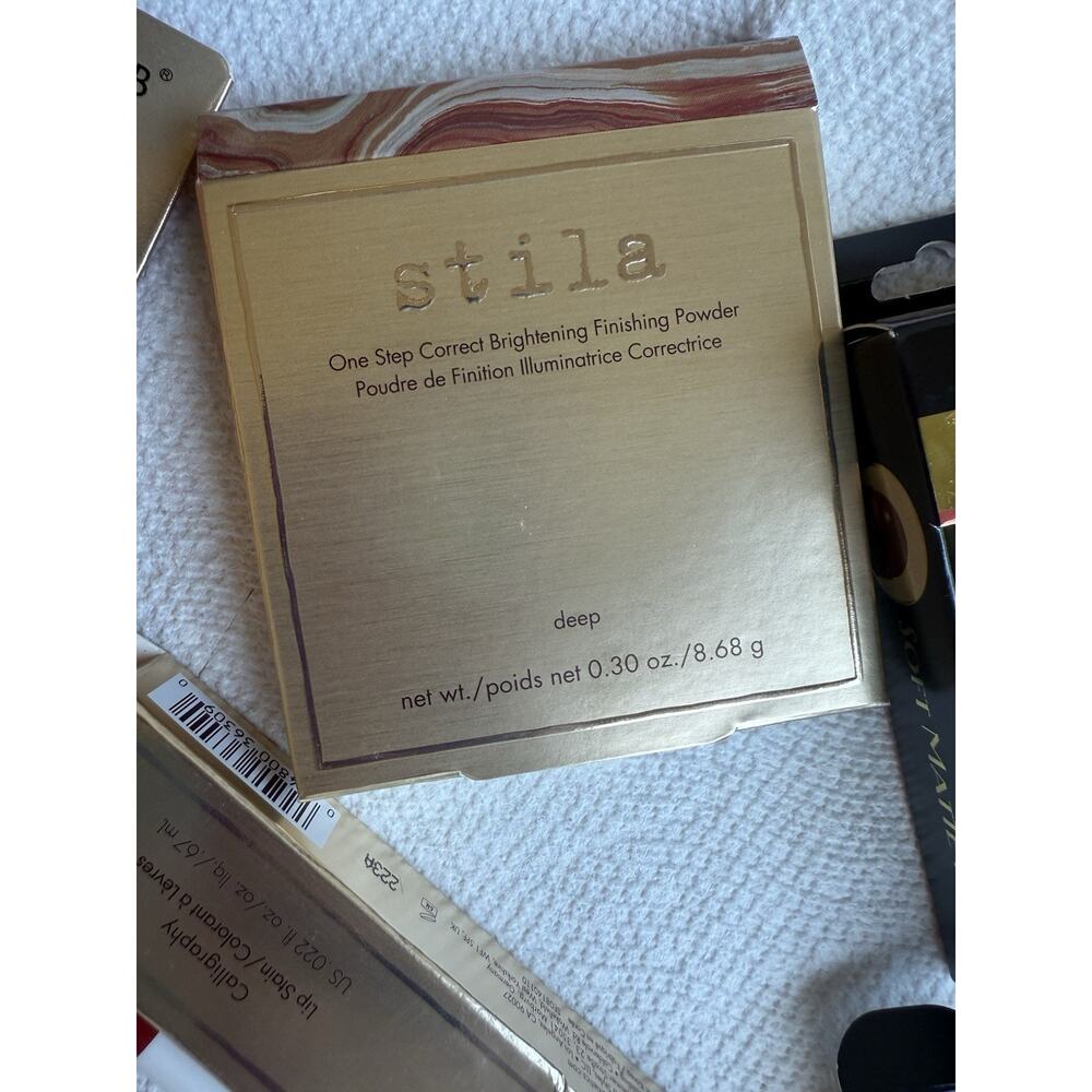 Assorted Makeup Lot Bundle - Picture 13 of 16